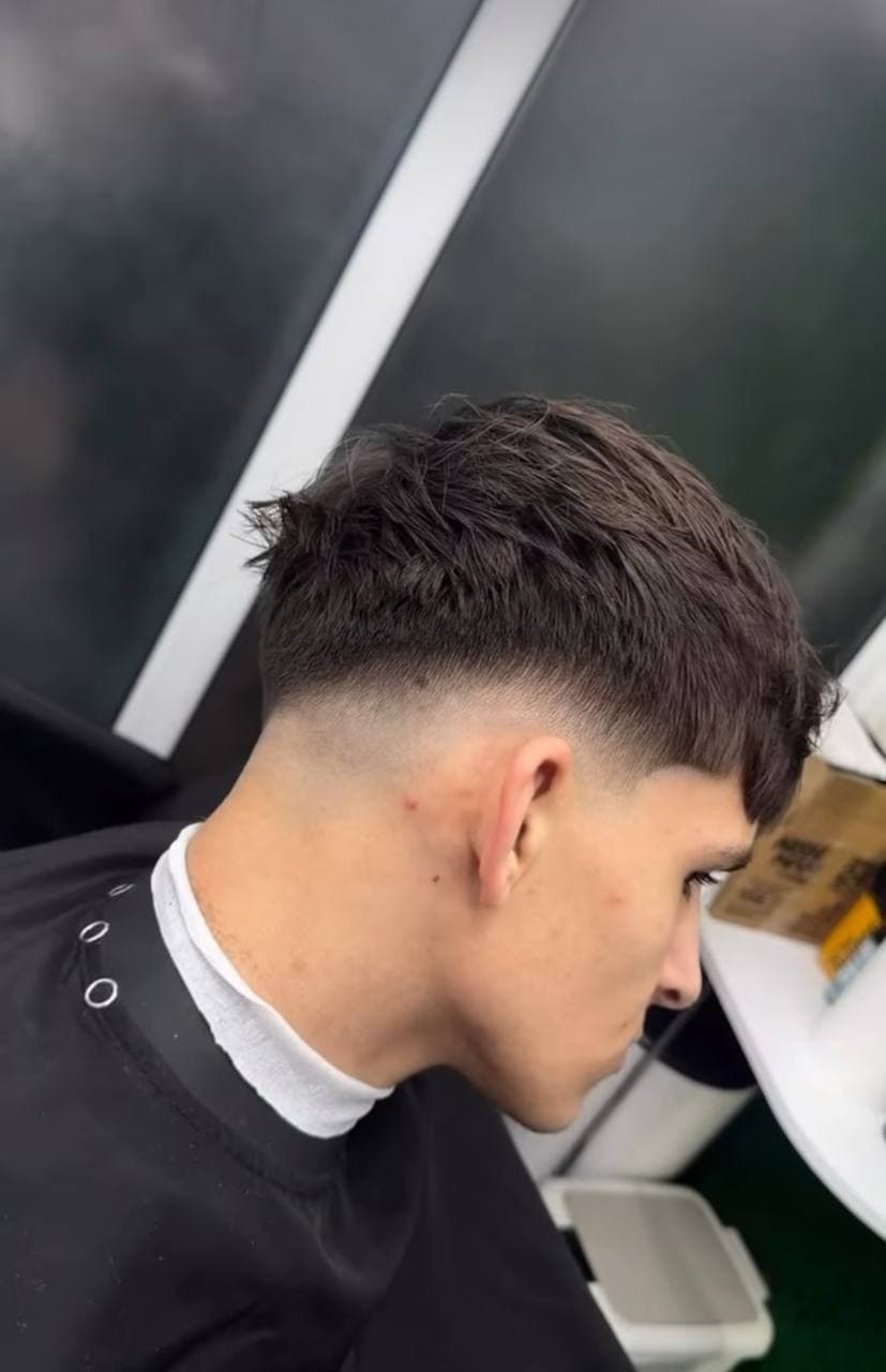 Textured crop with drop fade